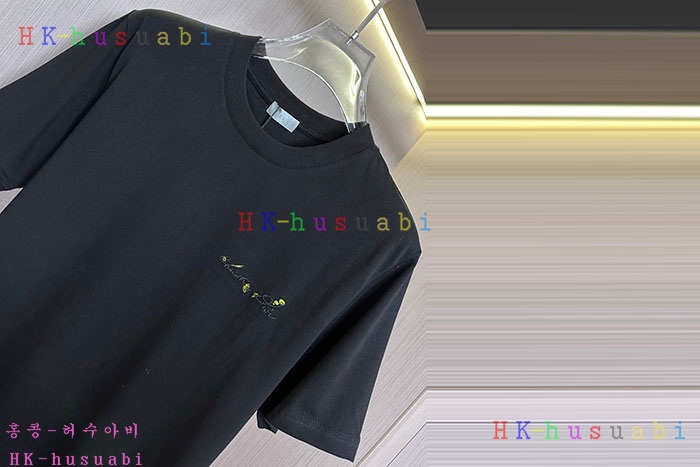 NEW 디올 반팔티 신상 DR 6658006