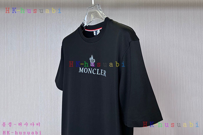 NEW 몽클레어 반팔티 신상 M 2254409