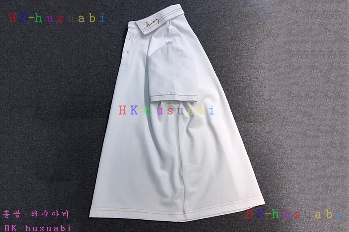 NEW 버버리 반팔티 신상 B 5964010