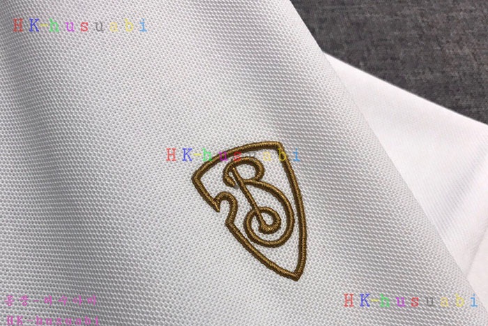 NEW 버버리 반팔티 신상 B 5964010