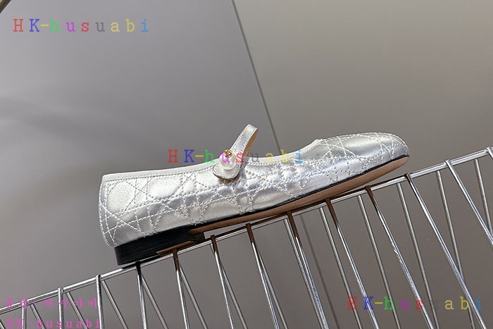 NEW 디올 신발 신상 DR 1155012