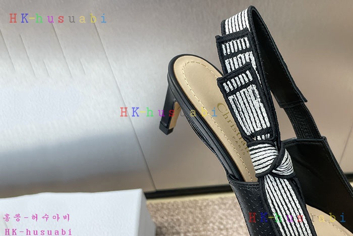 NEW 디올 신발 신상 DR 2520013