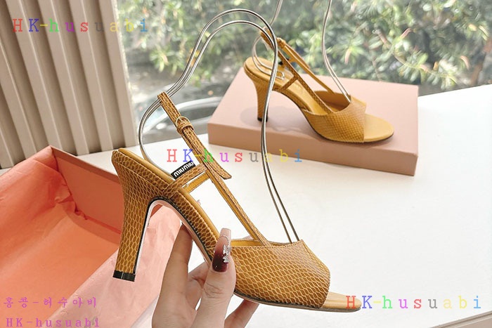 NEW 미우미우 신발 신상 MU 55899503