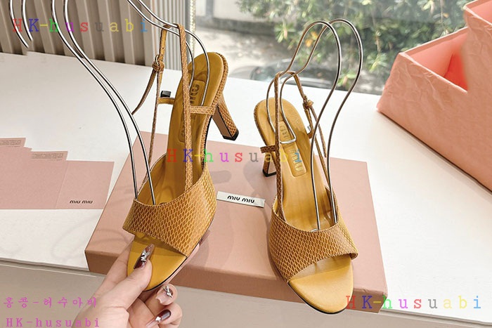 NEW 미우미우 신발 신상 MU 55899503