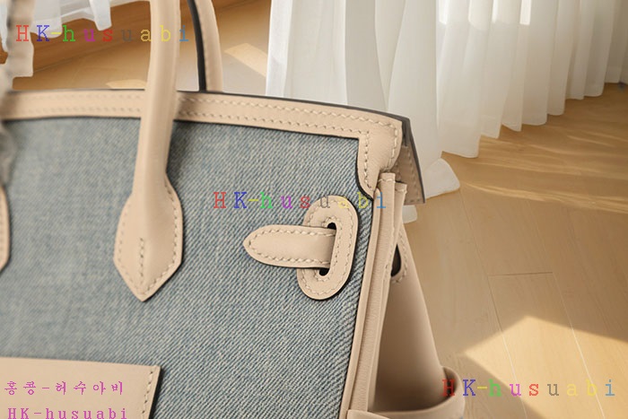 �ڹ̷��ޡڿ����޽� ī�� ��Ų  25 H114221