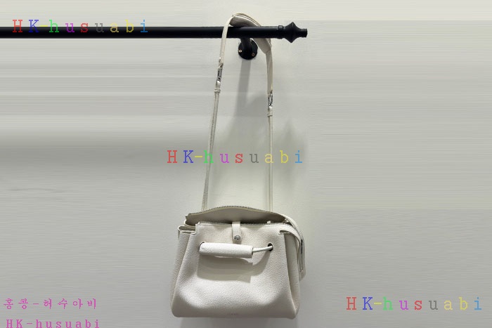 �ڹ̷��ޡڷο��� �̵�� ���帮��� 5280110-6 �׷��� ī����Ų