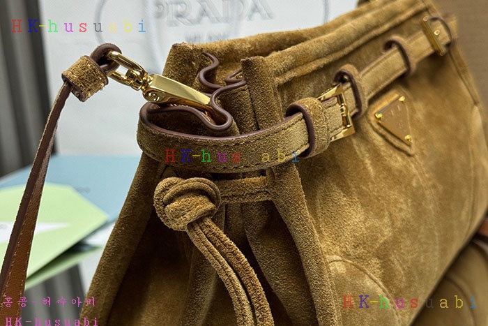 �ڹ̷��ޡ������ ����  �ڵ��  1BH215-8