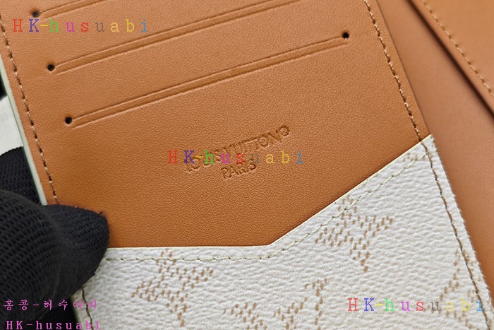 �۰�����۷��̺��� ���� ���̽� M26835